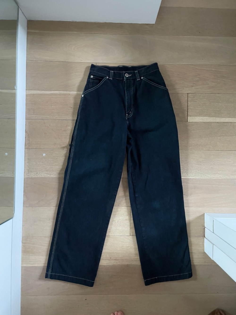 Arizona Jean Company Women's Black Straight-Leg Jeans